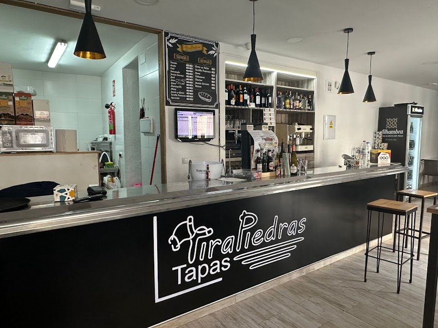 Bar tirapiedras