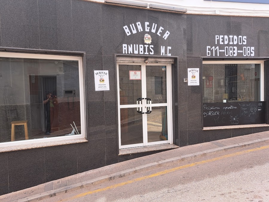 Burguer anubis m.c