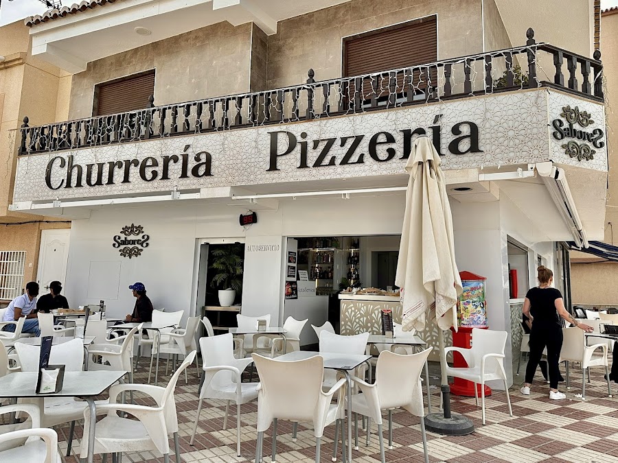 Cafetería-Pizzeria-Churrería-Heladería “SABORES”