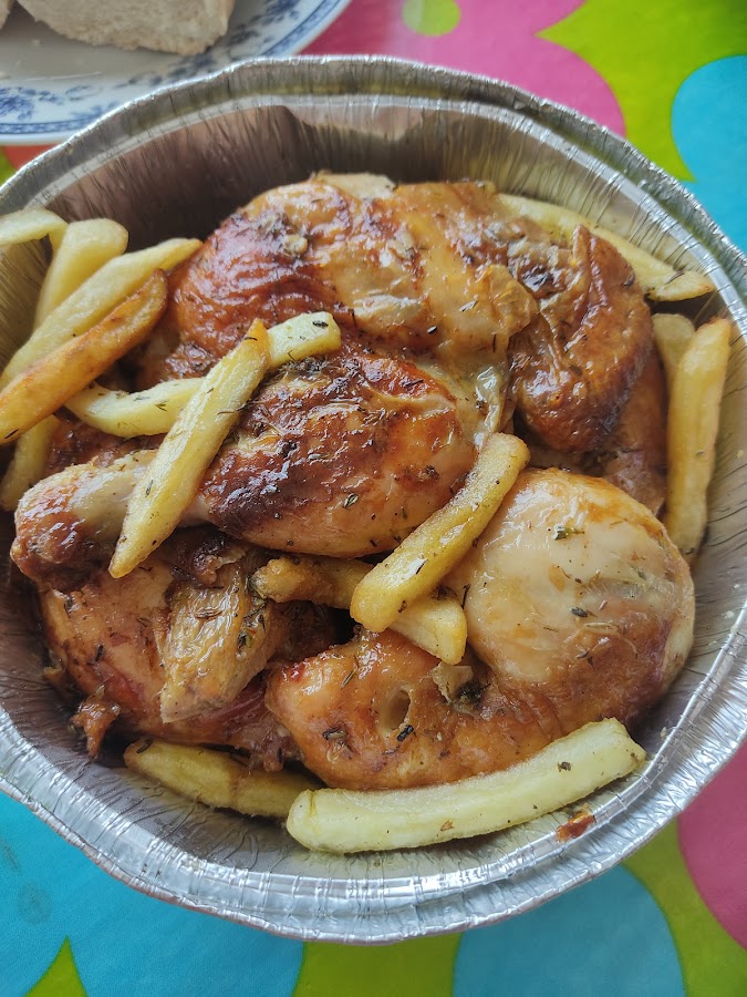 Cocina Mediterránea Asador De Pollos