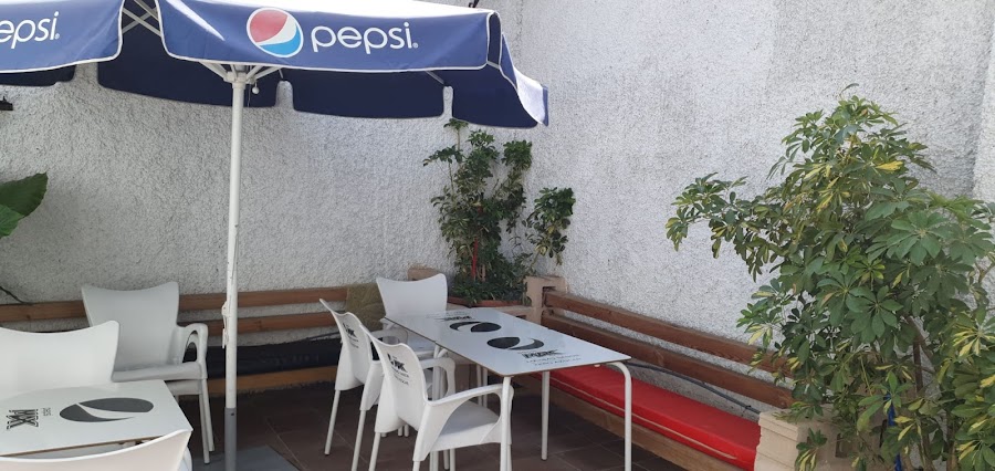 El Fofi BAR.