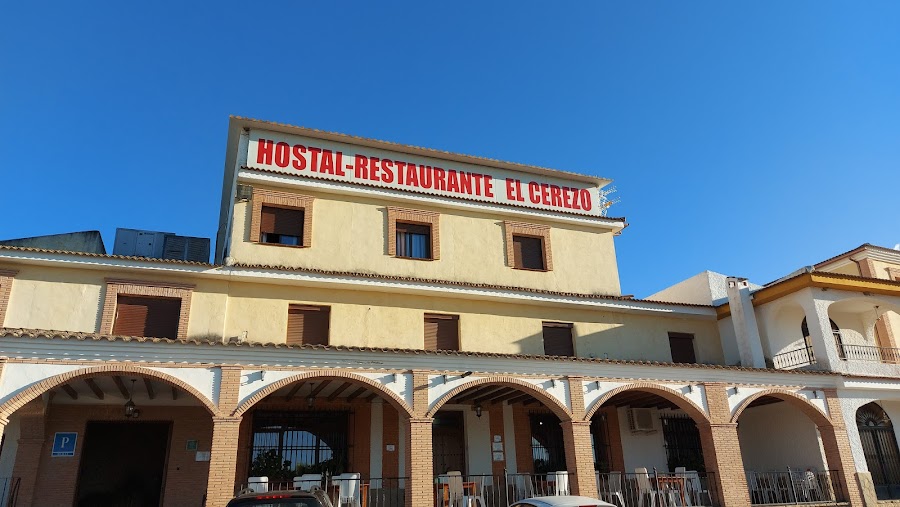 Hostal Restaurante El Cerezo