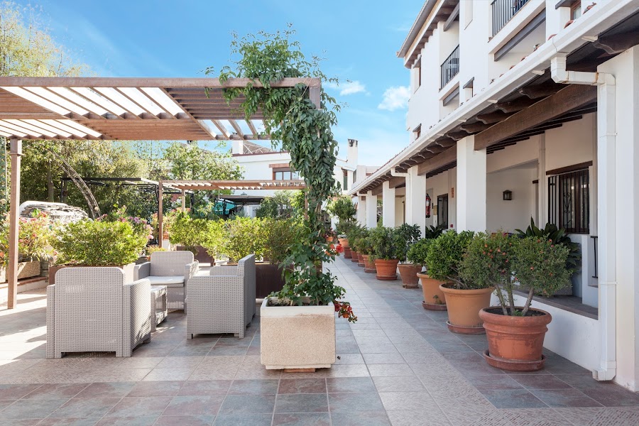 Hotel Alcadima