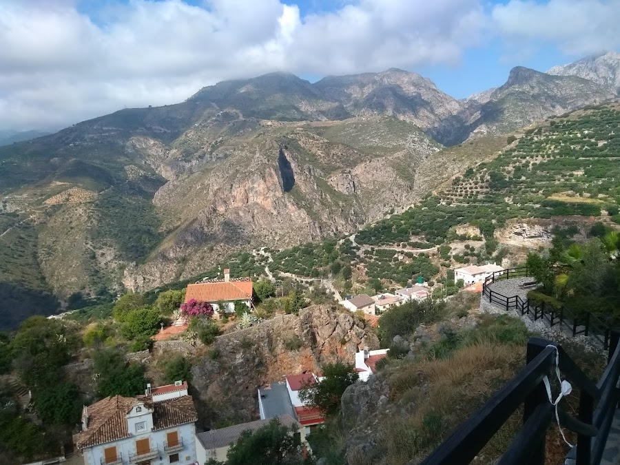 Restaurantes en Lentegí provincia de Granada