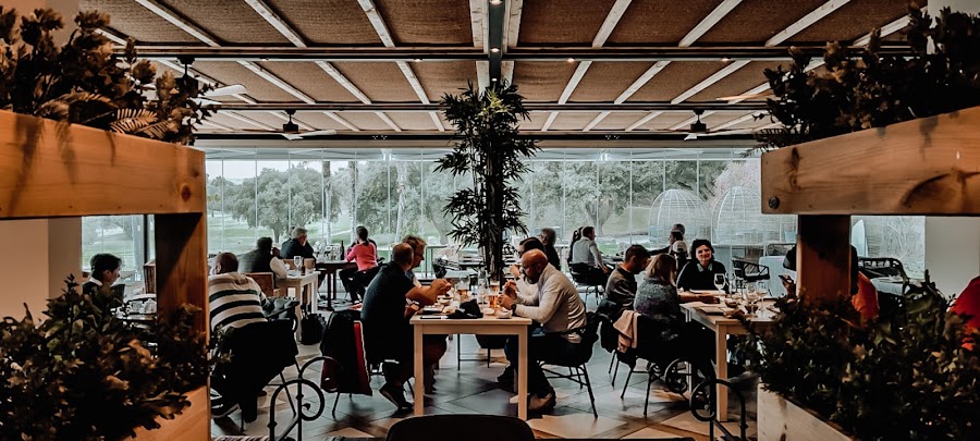 Kayena Marbella Kitchen And Lounge