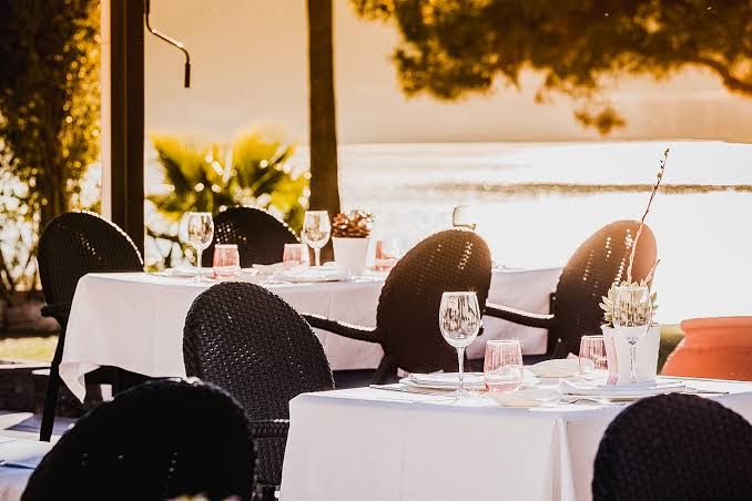 Restaurant B Bou Hotel La Viñuela & Spa