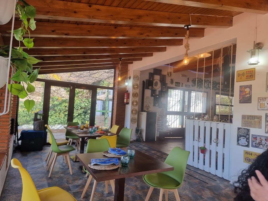 Restaurantes en Benalauría provincia de Málaga