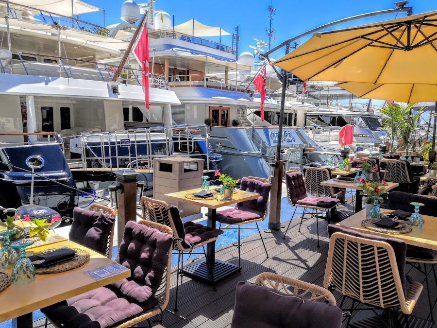 A1 Ambar Restaurant