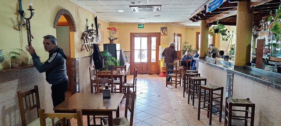 Bar Fernando