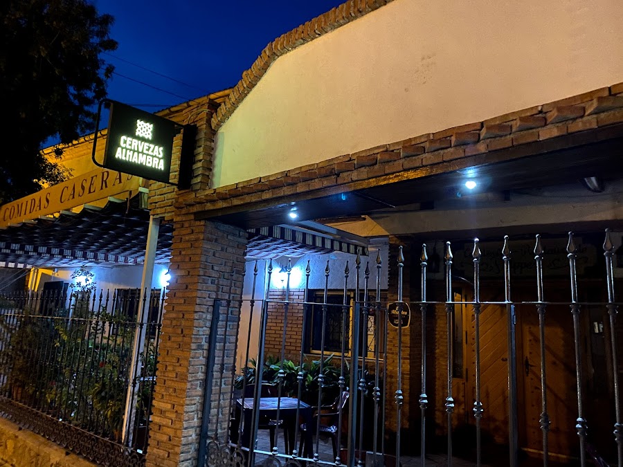 Café Bar Flipper